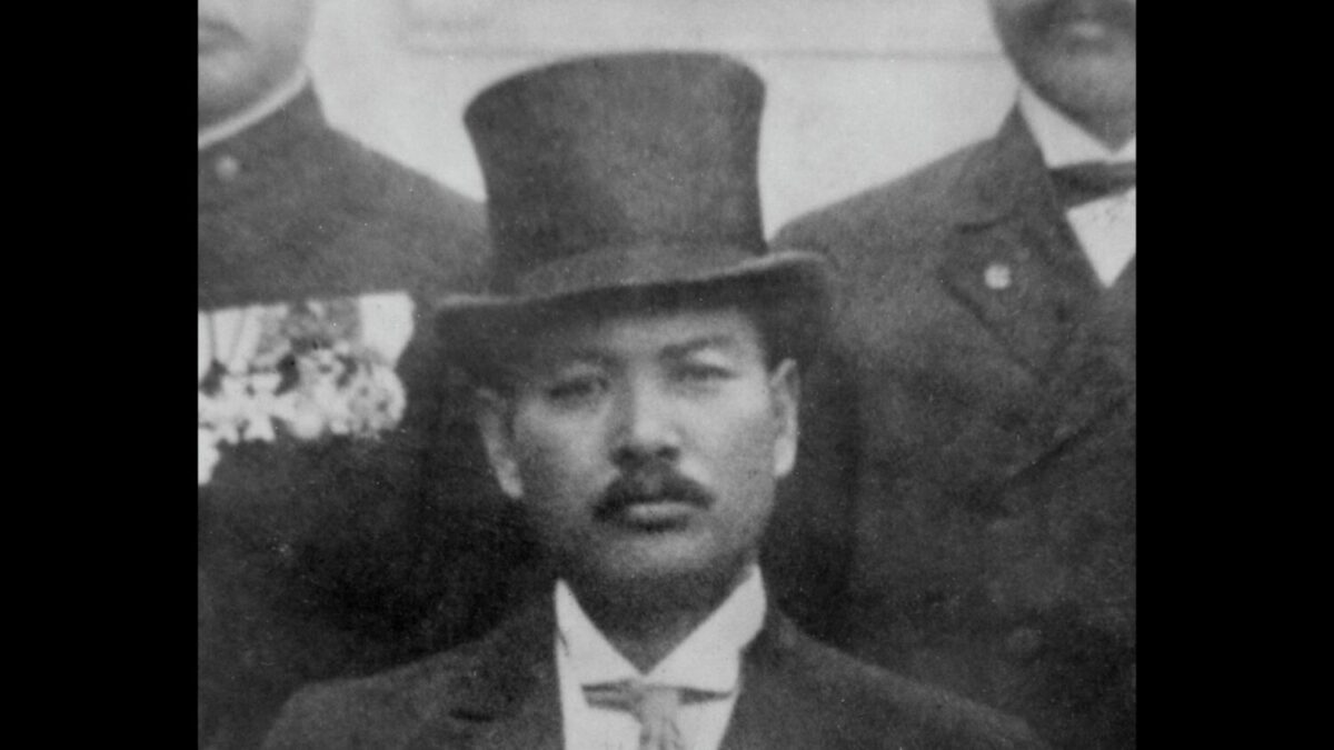 岡喜七郎 【写真提供:鳥取県立公文書館】